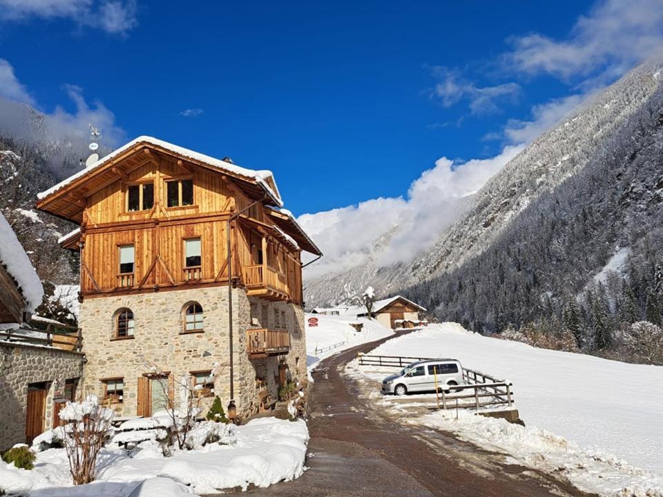 Hotel Chalet Val Di Rabbi Exterior photo